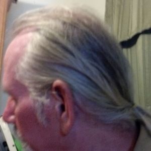 Meet your Posher, Larry